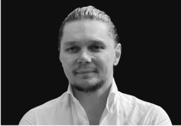 Portrait of Nikolai, CIO at Kailash Management